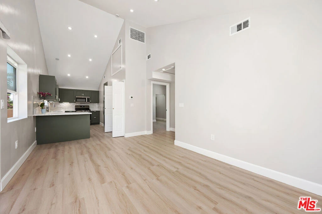 Interior 2