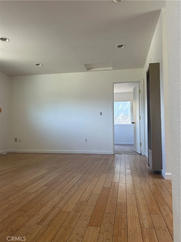 Interior 3
