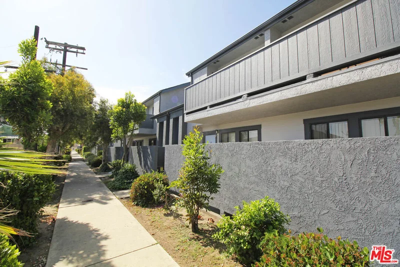 Photo 2 of 4180 Marlton Avenue 30