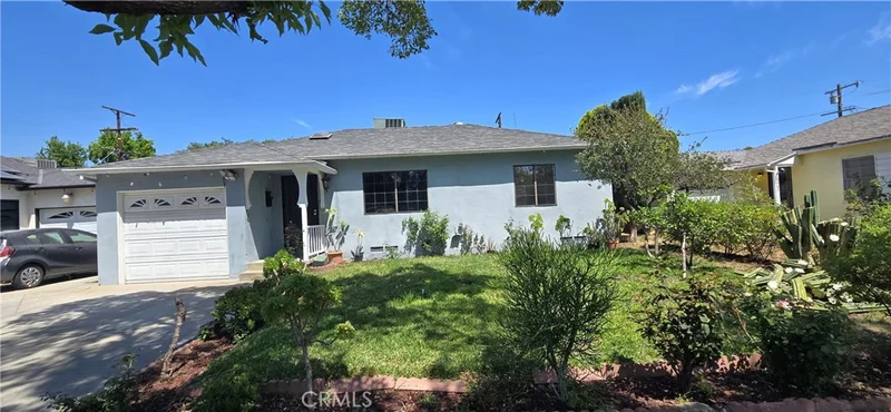 8068 Hazeltine