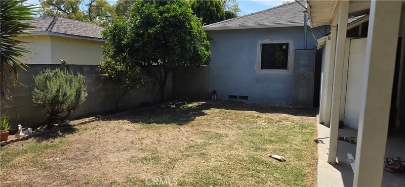 8068 Hazeltine photo 2