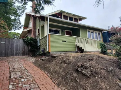 2836 San Luis St