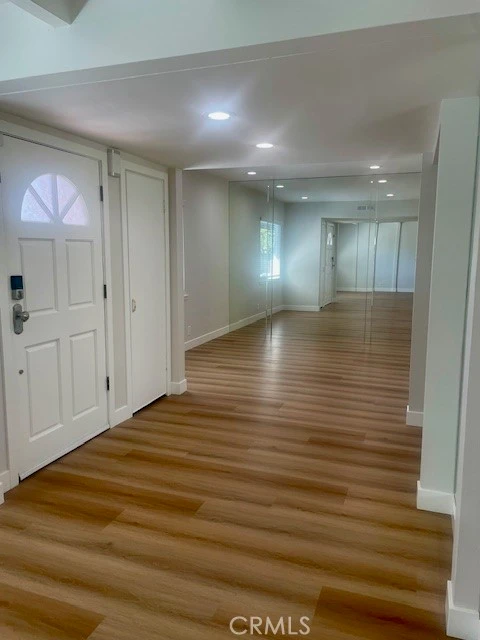 Interior 4