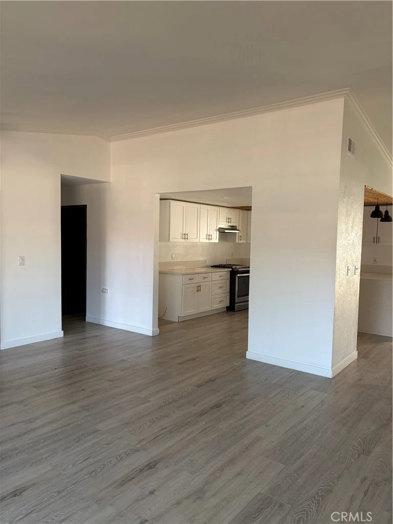 Interior 3