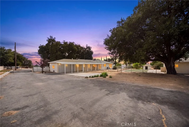39412 Cherry Valley Boulevard photo 2
