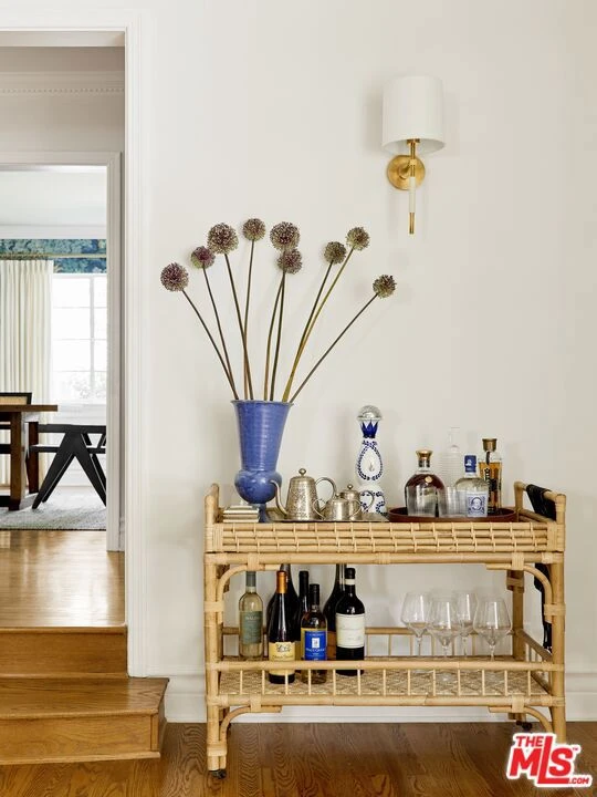 Interior 3