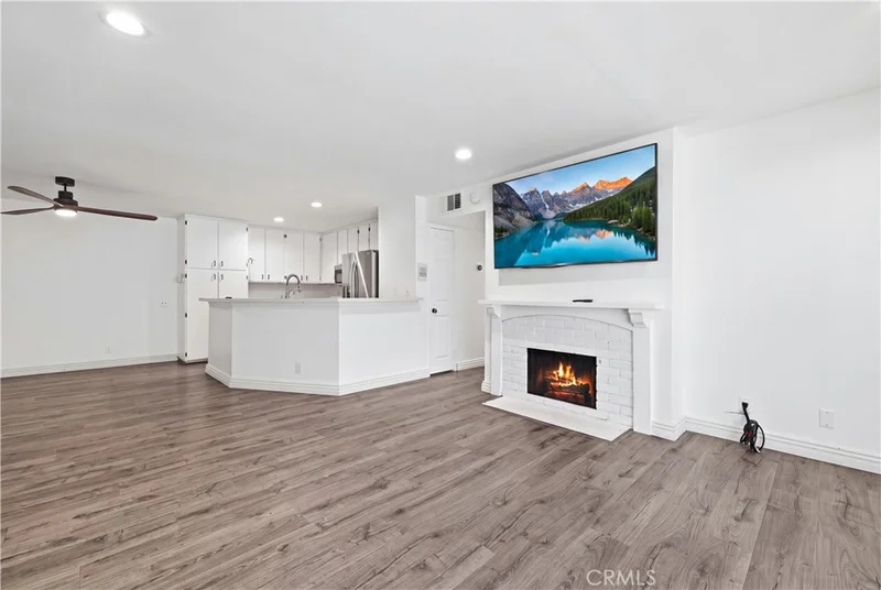 3675 S Bear Street H photo 2