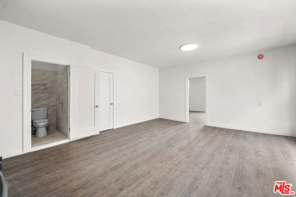 Interior 2