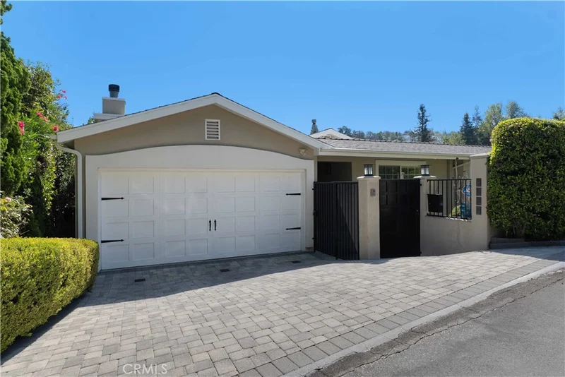 4028 Woodman photo 2