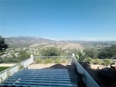 19522 Highridge Way photo 2