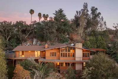 16208 Orchard Bend