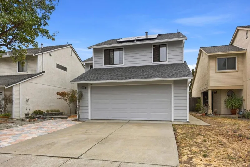 126 Mediterranean Avenue photo 2