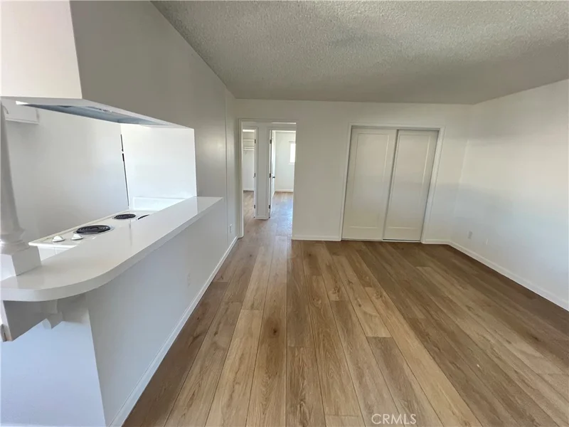 13829 Christine Drive G photo 2