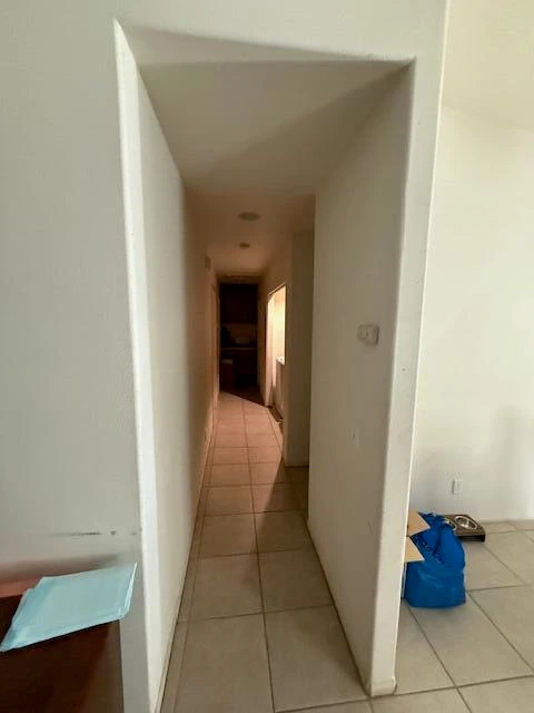 Interior 3