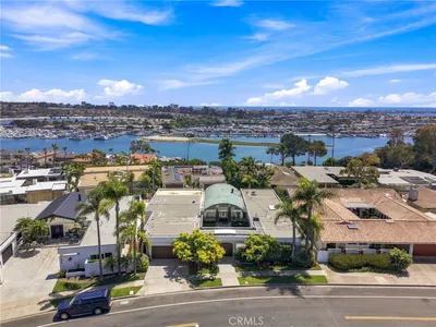 1026 Santiago Drive photo 2