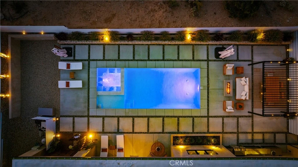 Interior 2