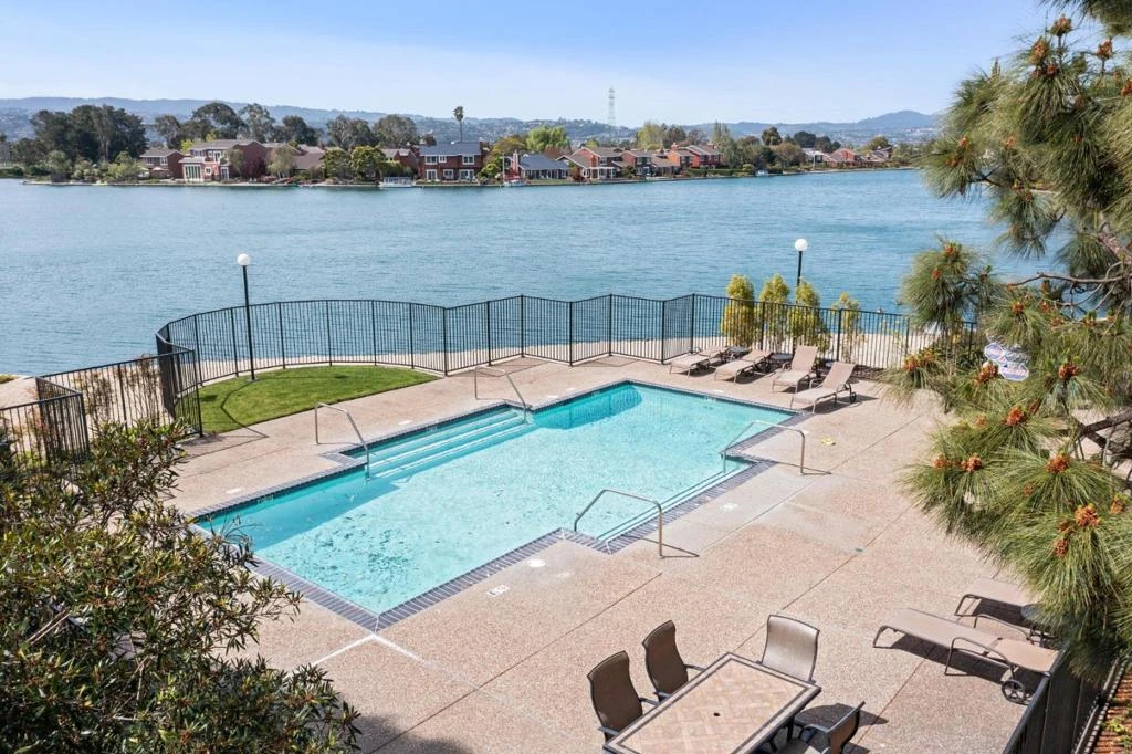 Interior 2