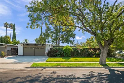 948 Brookgrove Lane