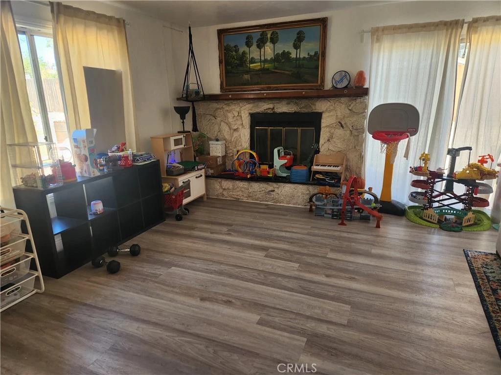 Interior 2