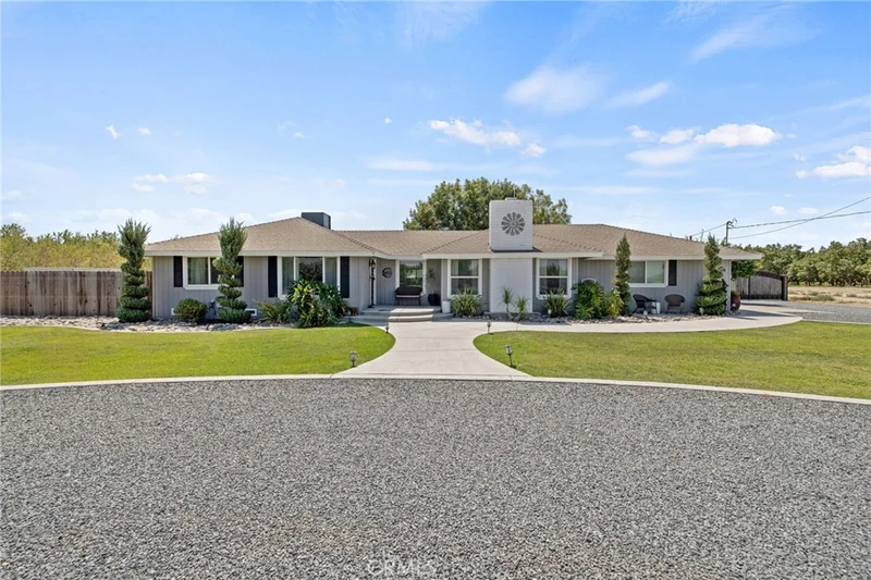 13399 Avenue 264, Visalia, CA 93292