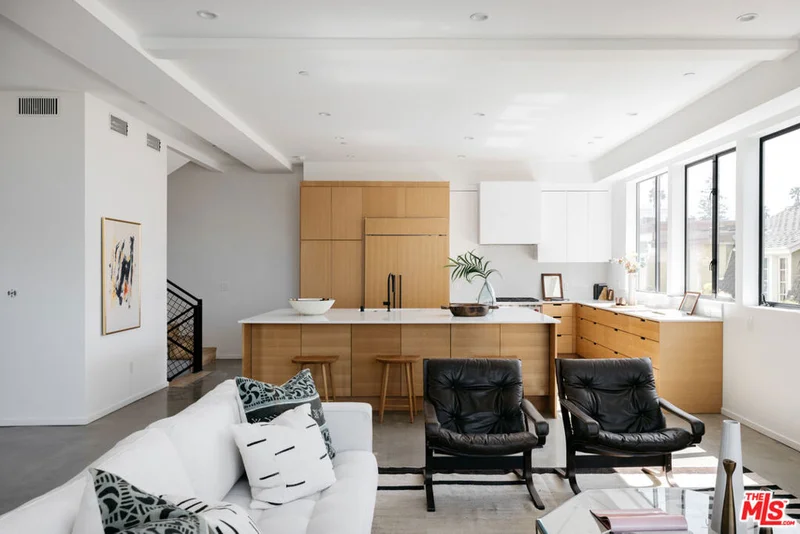 1624 Micheltorena Street, Los Angeles, CA 90026