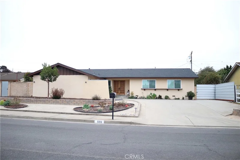 586 Poppy Lane, Santa Maria, CA 93455