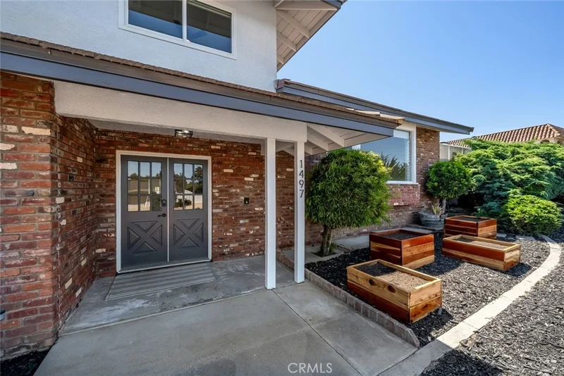 Photo 2 of 1497 La Quinta Drive