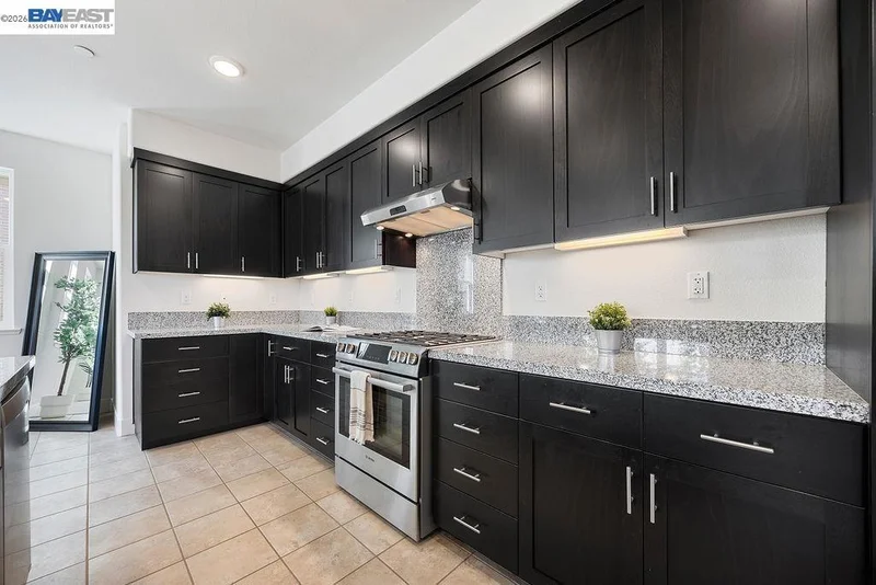Photo 2 of 2729 5th St