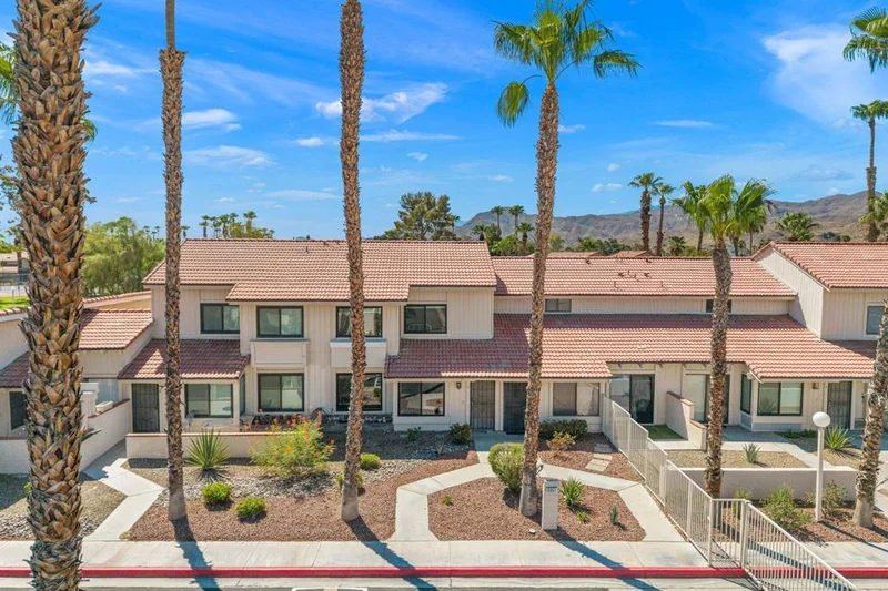 5951 Montecito Drive 5, Palm Springs, CA 92264