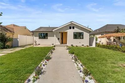 825 N Naomi, Burbank, CA 91505