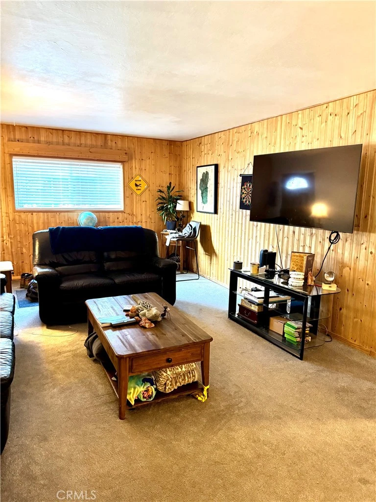 Interior 3