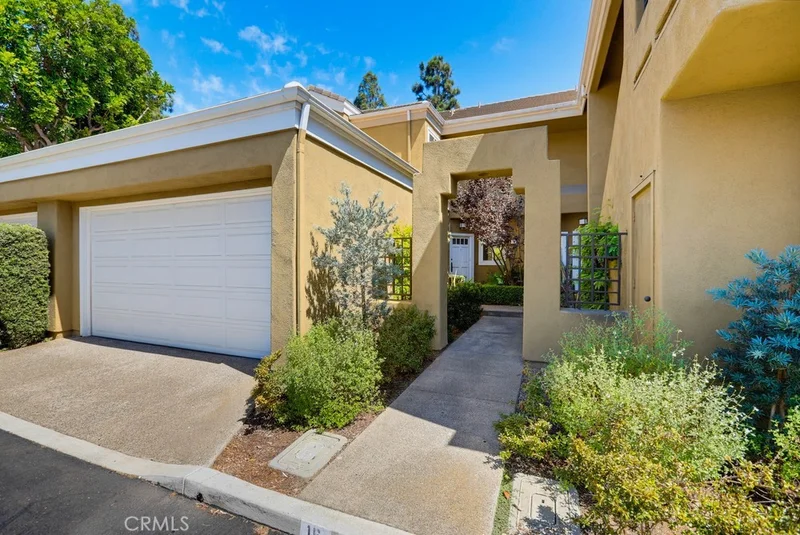 16 Lehigh Aisle, Irvine, CA 92612