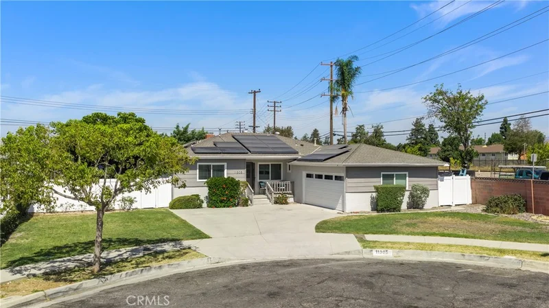 11305 Groveside, Whittier, CA 90604