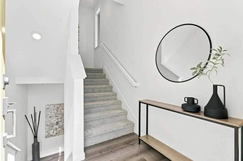 Interior 1