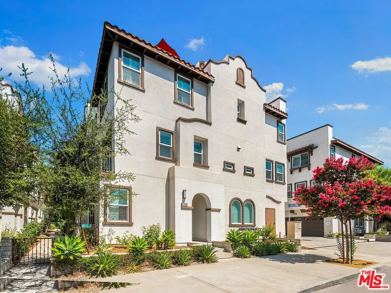 5103 E Echo Street, Los Angeles, CA 90042