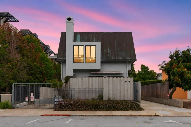 216 8th Avenue, San Mateo, CA 94401