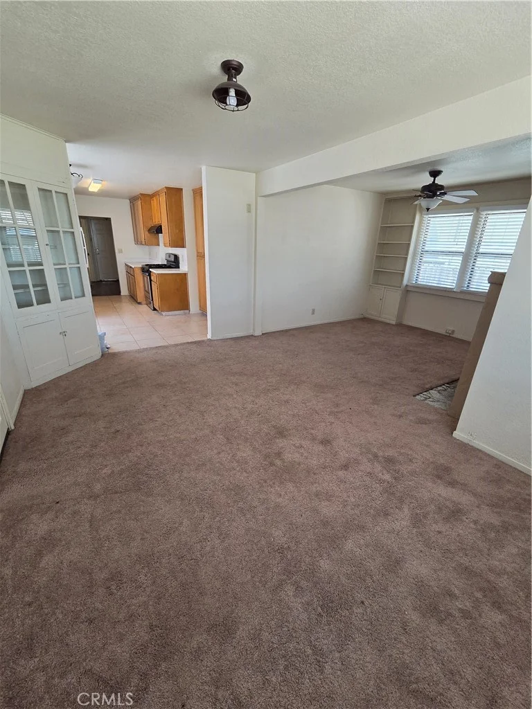 Photo 2 of 610 Union Avenue A