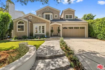 4415 Placidia Avenue, Los Angeles, CA 91602