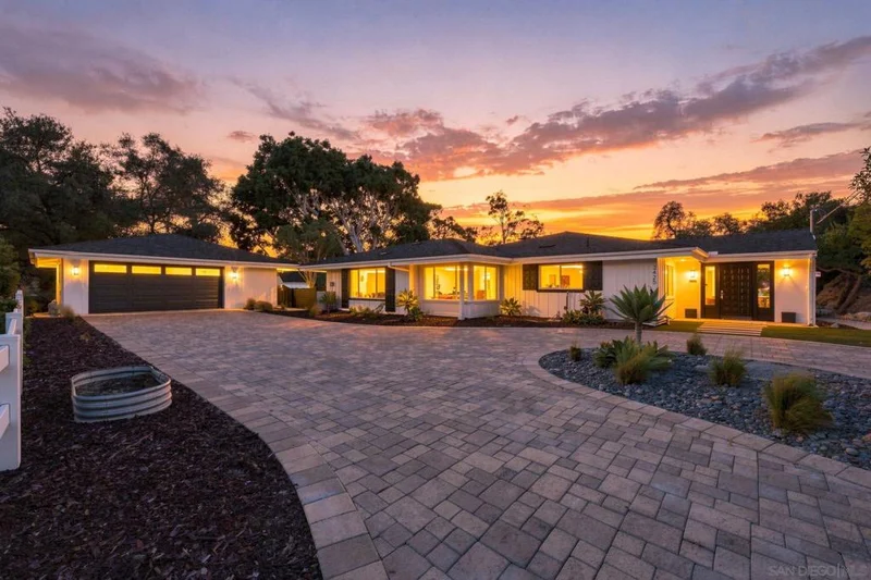 3425 Purer Rd, Escondido, CA 92029