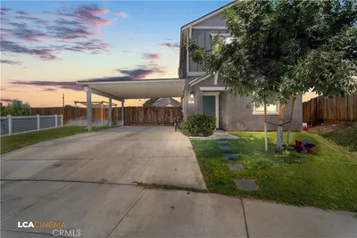 1807 Keepsake Court, Bakersfield, CA 93307