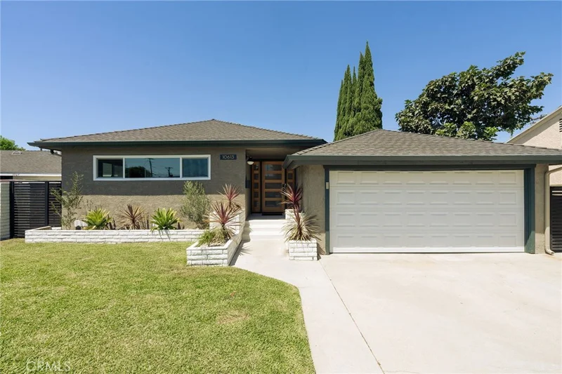 10613 Dolan Ave, Downey, CA 90241