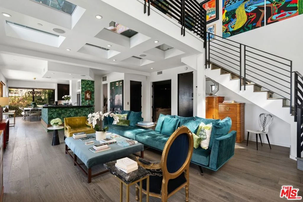 Interior 2