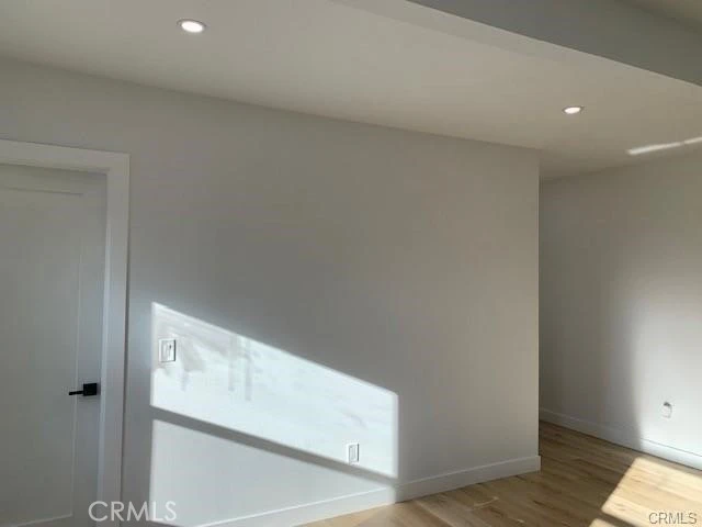 Interior 4