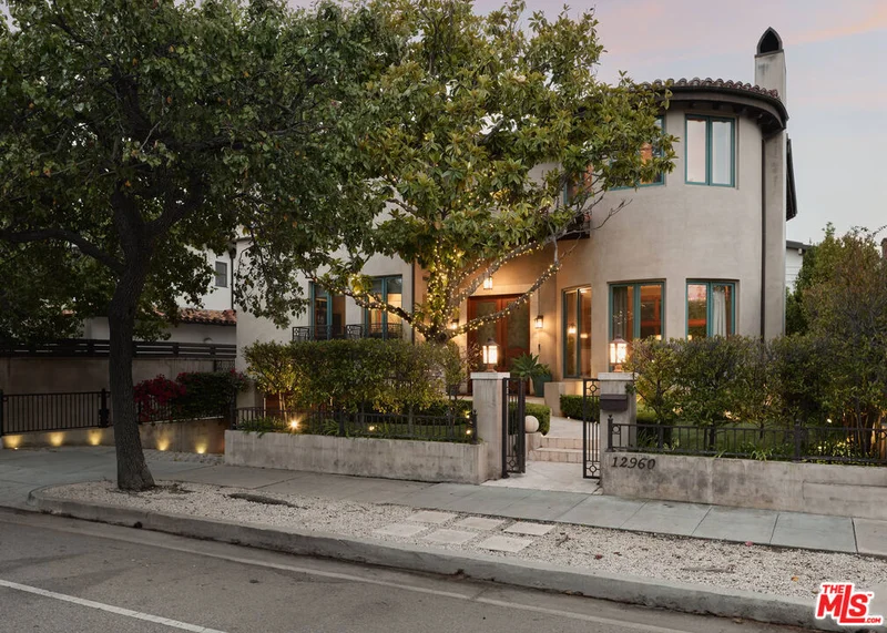 12960 San Vicente Boulevard, Los Angeles, CA 90049