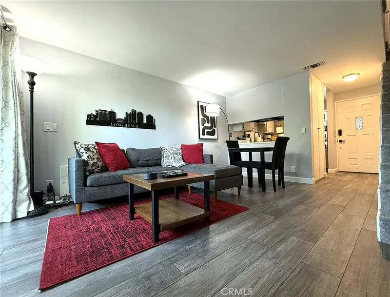 Photo 2 of 1600 Redondo Avenue 2