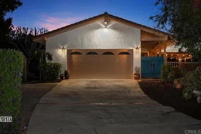 1917 Alta Vista Drive A, Vista, CA 92084