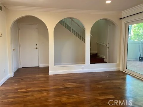 Interior 3