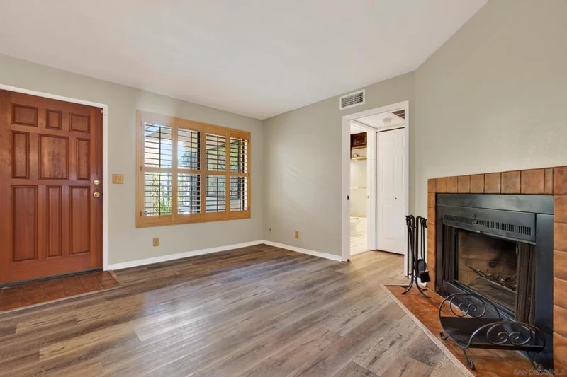 Photo 2 of 4255 33rd St. 2
