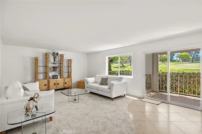 2389 Via Mariposa W 1E, Laguna Woods, CA 92637