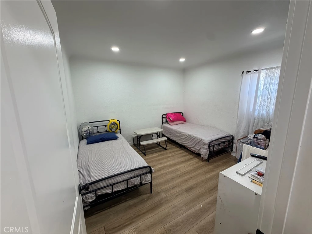 Interior 3